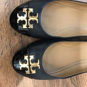Tory Burch logo flats size 7